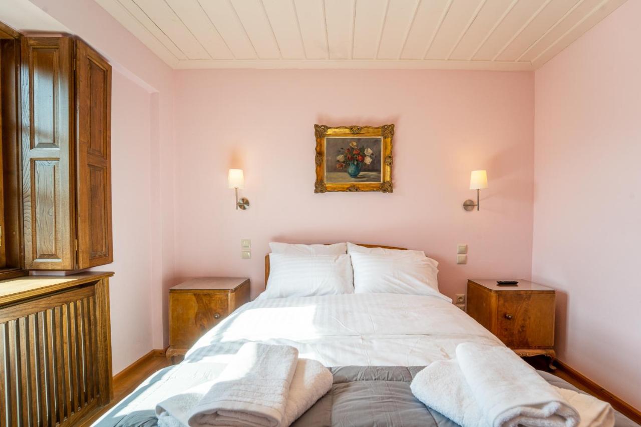 Maisonette Korfes-Κορφές-Μ Δύο Αυτόνομοι Όρoφοι Της Βίλας Κορφές Για Οικογένειες Και Μικρές Παρέες Карпенисион Экстерьер фото